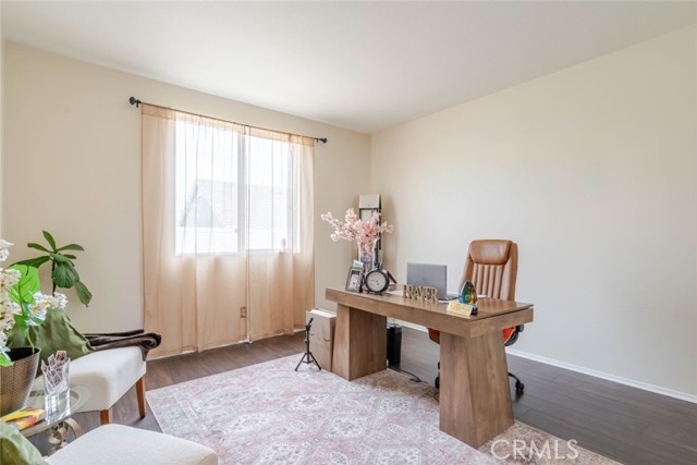 Detail Gallery Image 9 of 40 For 39112 Desert Holly Ln, Palmdale,  CA 93551 - 5 Beds | 4 Baths