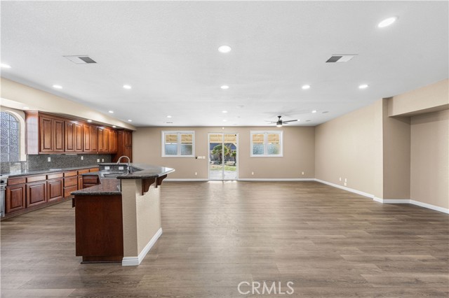 43309 45th W Street, Lancaster CA: https://media.crmls.org/medias/656fd340-a7f7-4e89-86a2-29f05f73928b.jpg