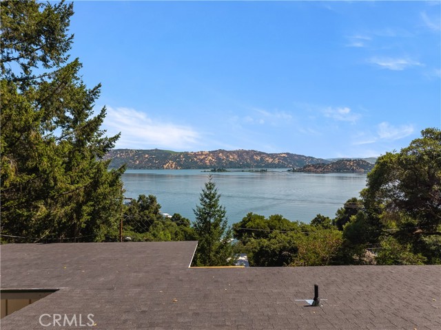 3095 S Lake Drive, Kelseyville CA: https://media.crmls.org/medias/656fe58b-8115-473e-8ed6-41fa0b3881e3.jpg