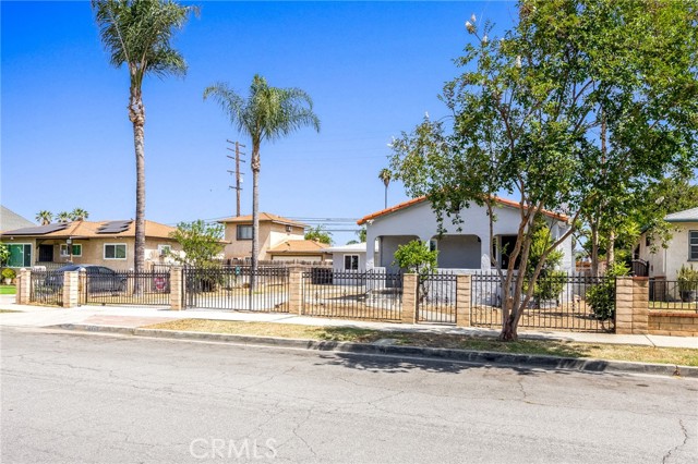 1163 W 3rd Street, Pomona CA: https://media.crmls.org/medias/65703f6e-cc30-4f54-9d91-90a9a9c4bef5.jpg