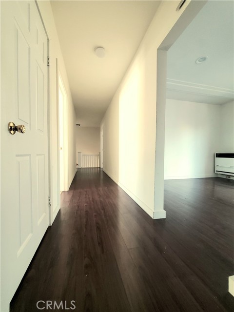 Detail Gallery Image 6 of 8 For 960 S Kingsley, Los Angeles,  CA 90006 - – Beds | – Baths