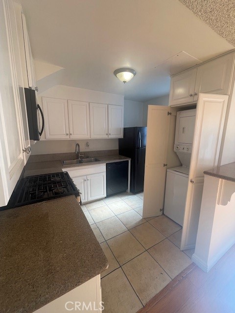 Detail Gallery Image 7 of 22 For 17045 Roscoe #14,  Northridge,  CA 91325 - 2 Beds | 1/1 Baths