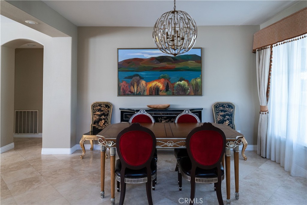 MLS #OC26122378 image #9