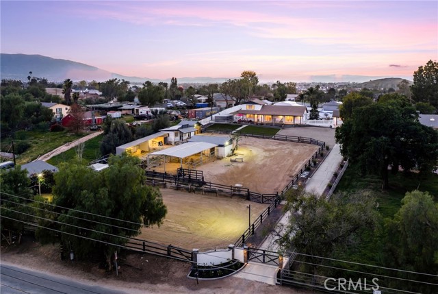 Detail Gallery Image 9 of 75 For 2320 Temescal, Norco,  CA 92860 - 4 Beds | 2 Baths