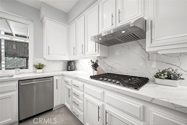 21672 High Country Drive, Rancho Santa Margarita CA: https://media.crmls.org/medias/6573ae8e-c2ff-4765-8ad3-6dab36d8b5ee.jpg