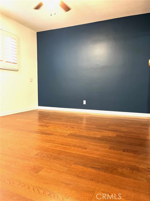 8049 Le Berthon Street, Sunland CA: https://media.crmls.org/medias/6573ef5c-d0f4-4b7b-821a-97972a9942bc.jpg