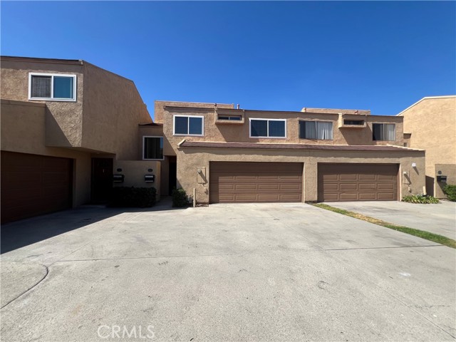 Detail Gallery Image 1 of 13 For 19670 Monteano Ln, Yorba Linda,  CA 92886 - 3 Beds | 2/1 Baths