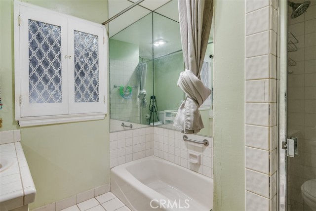 Detail Gallery Image 13 of 36 For 4603 Longridge, Sherman Oaks,  CA 91423 - 3 Beds | 2 Baths