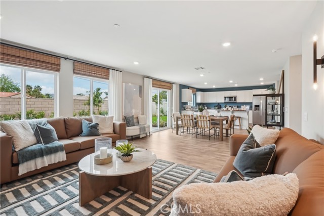 Detail Gallery Image 3 of 17 For 416 Ivy Crest Dr, San Jacinto,  CA 92582 - 4 Beds | 3/1 Baths