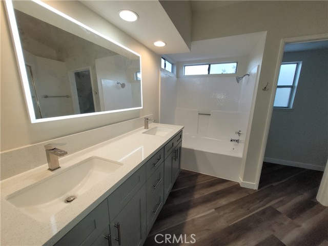 13611 Amanda Street, Fontana CA: https://media.crmls.org/medias/657685fc-2f9e-4436-9a01-44f531c2f083.jpg
