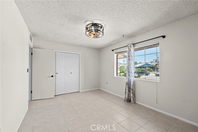 25869 Sandy Lodge Road, Menifee CA: https://media.crmls.org/medias/6576d65e-eb98-41dd-8b81-42dc0f7b02e6.jpg
