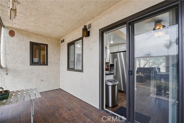 Detail Gallery Image 8 of 20 For 400 S Flower #99,  Orange,  CA 92868 - 2 Beds | 2/1 Baths