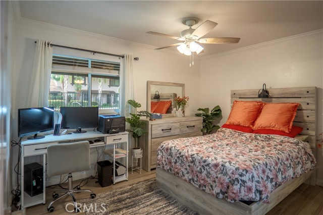 Detail Gallery Image 19 of 22 For 7554 Corbin #4,  Reseda,  CA 91335 - 2 Beds | 1 Baths