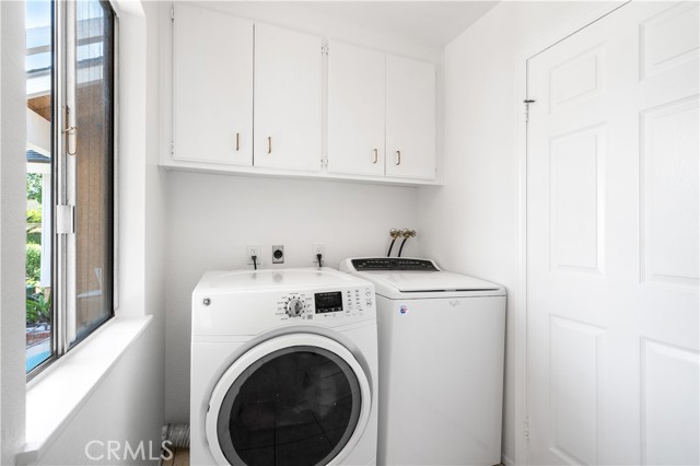 4299 Biscayne Street, Chino CA: https://media.crmls.org/medias/657827f0-dd43-481a-b6df-91835fad3dd7.jpg