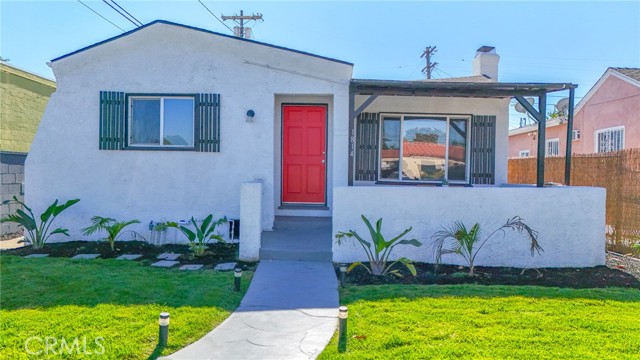 Detail Gallery Image 1 of 48 For 1814 W 68th St, Los Angeles,  CA 90047 - 3 Beds | 2 Baths