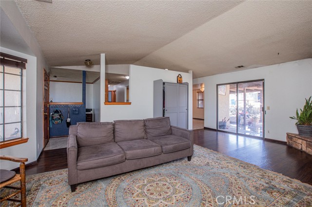 7944 Arrowhead Lake Road, Hesperia, CA, 92345 7944 Arrowhead Lake Road, Hesperia, CA, 92345
