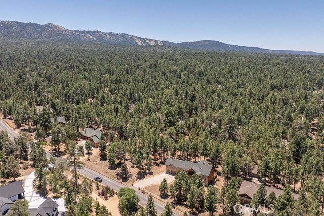 625 Cedar Glen Drive, Big Bear City CA: https://media.crmls.org/medias/657a88ad-f3fa-4fe7-8411-1be6eba59517.jpg
