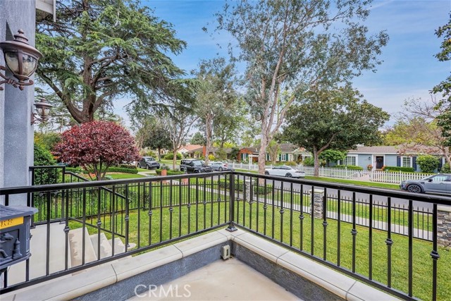 3860 Chestnut Avenue, Long Beach, California 90807, 4 Bedrooms Bedrooms, ,3 BathroomsBathrooms,Single Family Residence,For Sale,Chestnut,PW24074332