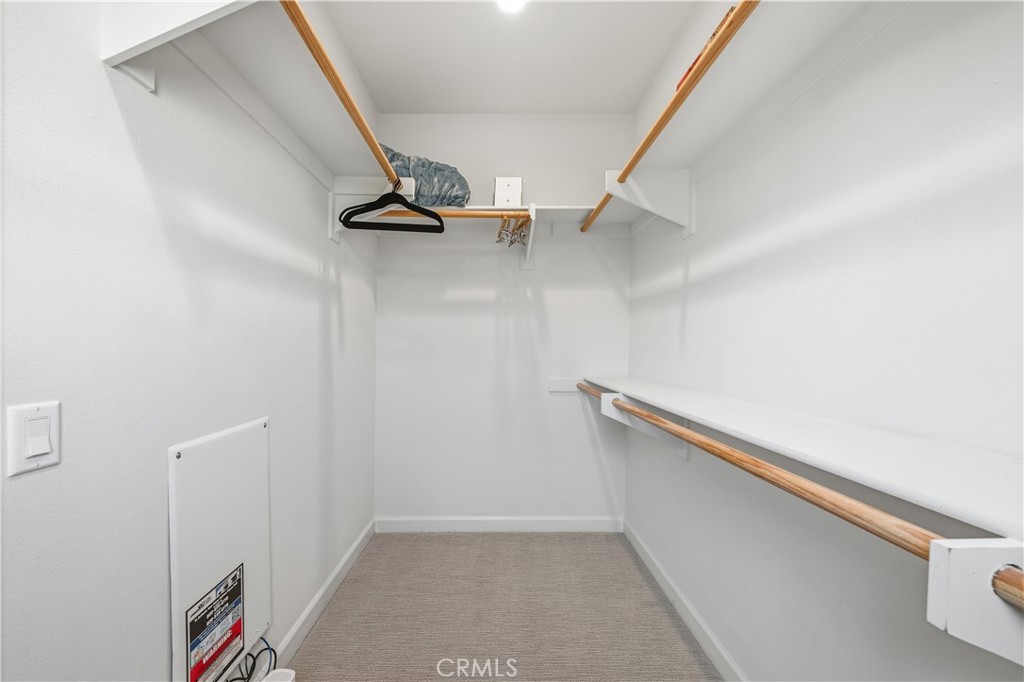 https://media.crmls.org/medias/657be77a-212a-48aa-b817-d1947209fa48.jpg?preset=X-Large