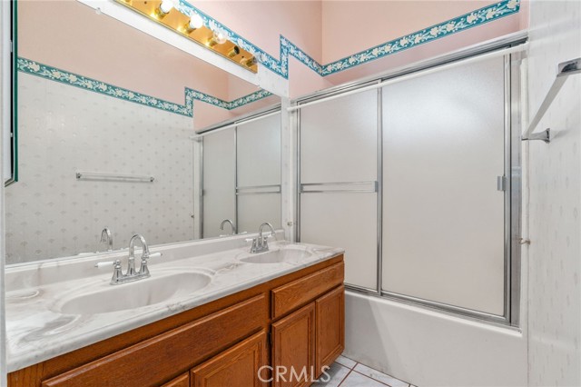 Image 21 of 31 For 22533 Kinross Lane