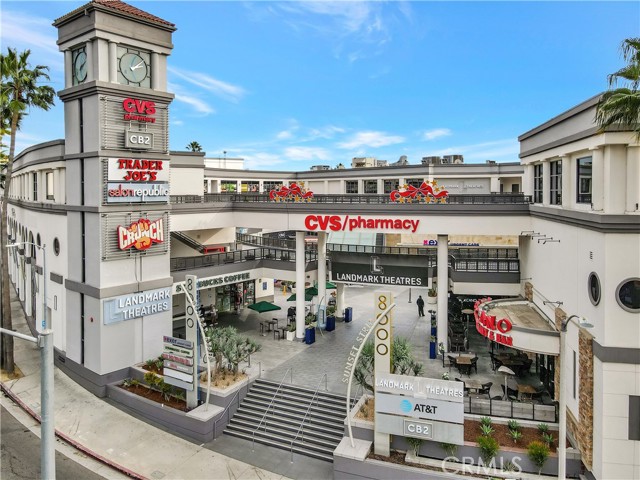 Detail Gallery Image 34 of 44 For 1351 N Crescent Heights Bld #308,  West Hollywood,  CA 90046 - 3 Beds | 2 Baths