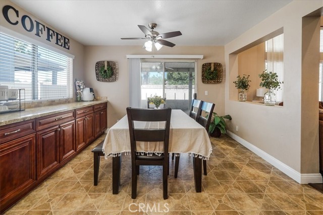 Detail Gallery Image 10 of 37 For 818 Limelite Way, Corona,  CA 92878 - 3 Beds | 2/1 Baths