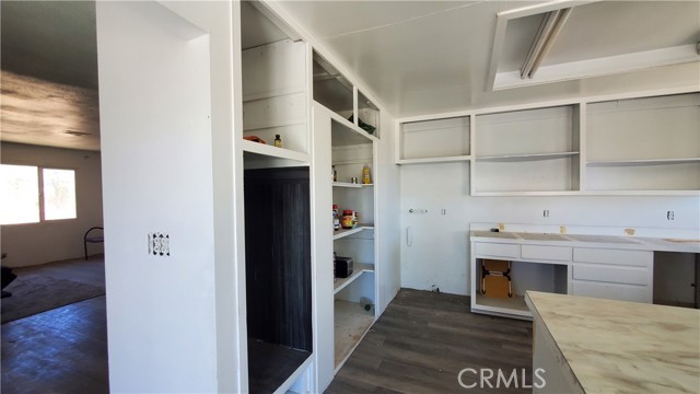 32676 Foothill Road, Lucerne Valley CA: https://media.crmls.org/medias/657e20e0-ae6c-4ec6-b145-a3a1e0650634.jpg