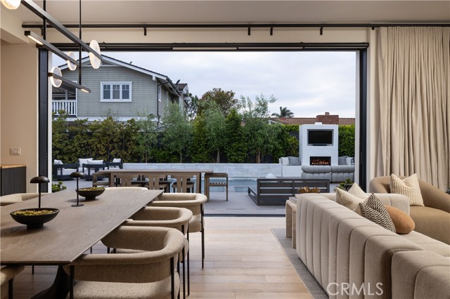 Detail Gallery Image 7 of 44 For 1615 Anita Ln, Newport Beach,  CA 92660 - 4 Beds | 4/1 Baths