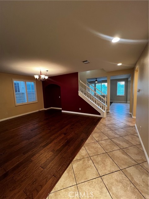 7090 Cottage Grove Drive, Eastvale CA: https://media.crmls.org/medias/657ee263-e24e-4777-aa1a-87e899496cfb.jpg