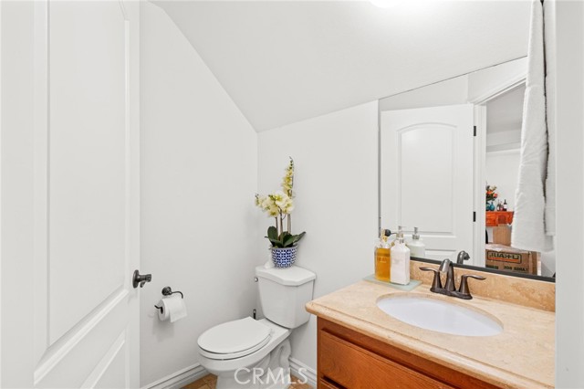 Detail Gallery Image 34 of 39 For 26404 Vermont Avenue #3,  Harbor City,  CA 90710 - 3 Beds | 1/1 Baths