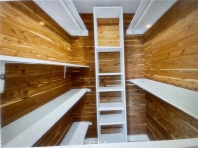 Detail Gallery Image 24 of 25 For 5353 Shirley, Tarzana,  CA 91356 - 5 Beds | 4 Baths