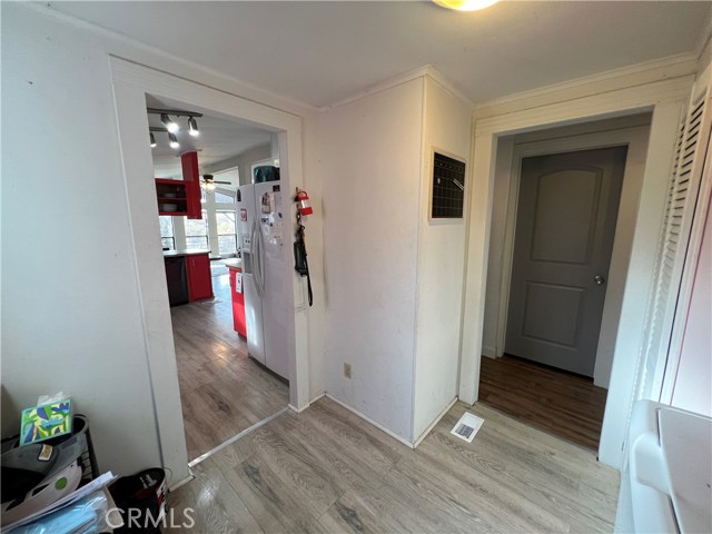 4047 Foothill Drive, Lucerne CA: https://media.crmls.org/medias/657f82a5-7e68-4b13-9440-567efb3d0f4b.jpg
