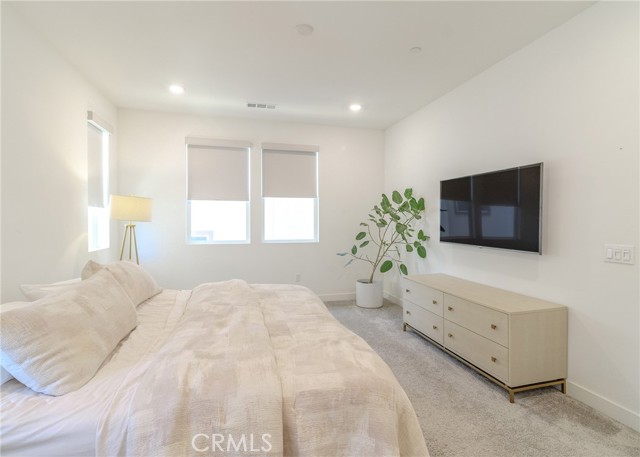 Detail Gallery Image 14 of 31 For 168 Denali, Lake Forest,  CA 92630 - 4 Beds | 2/1 Baths