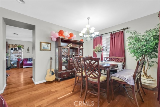 Detail Gallery Image 4 of 31 For 7595 Duck Creek, Rancho Cucamonga,  CA 91739 - 5 Beds | 3 Baths