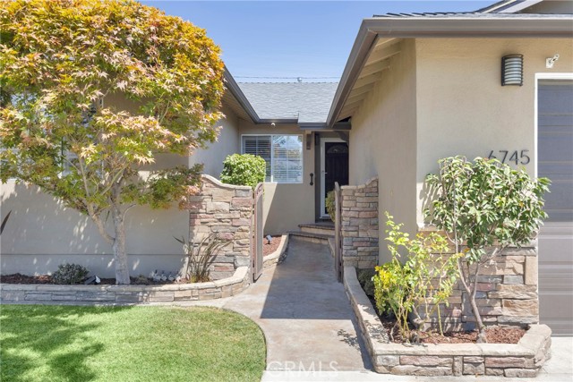 6745 Yearling Street, Lakewood CA: https://media.crmls.org/medias/6580695d-fa84-4350-9cde-fe493b6cf9bc.jpg