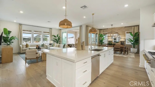 24355 Calle La Roca, Valencia CA: https://media.crmls.org/medias/6580845c-bd34-4178-a684-b50604ff0513.jpg