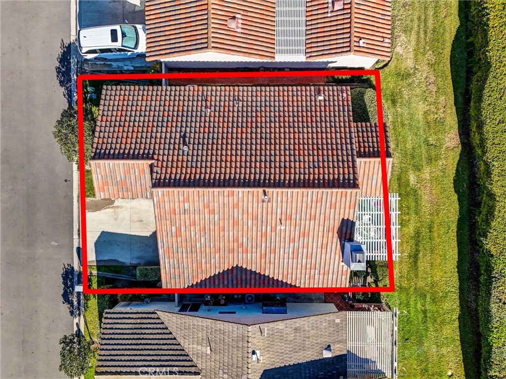 https://media.crmls.org/medias/65808bfd-c5b5-485c-8c60-6081473abfce.jpg?preset=X-Large