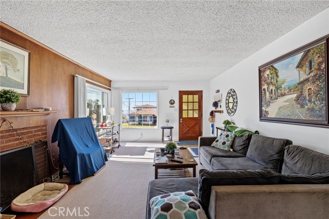 618 Prospect living room with ocean view