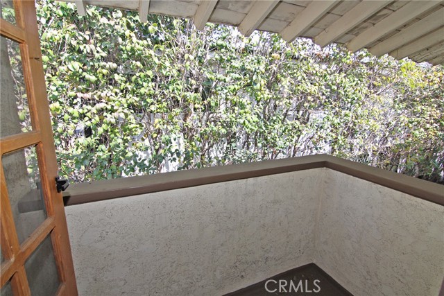 3112 S Durango Avenue, Los Angeles CA: https://media.crmls.org/medias/6580f0c3-9082-4175-bda3-3fb540b3cf67.jpg
