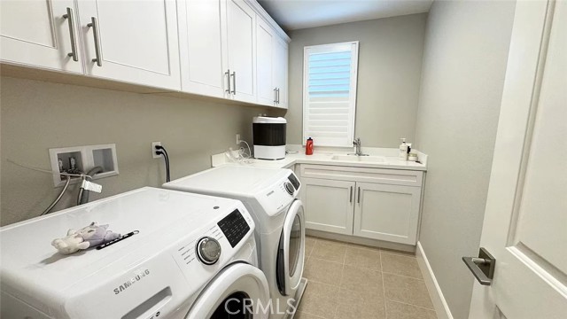 116 Joshua Tree, Irvine CA: https://media.crmls.org/medias/65816036-98c6-42b3-a88f-aad437694afd.jpg