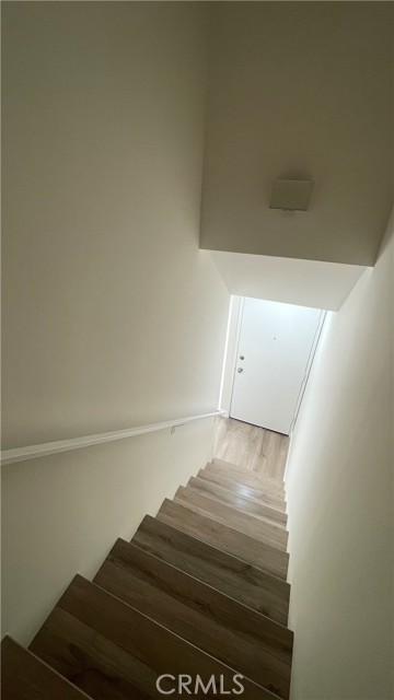 Detail Gallery Image 27 of 30 For 7311 Kester, Van Nuys,  CA 91405 - 2 Beds | 3 Baths