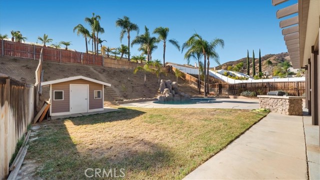 Detail Gallery Image 21 of 24 For 8809 Dahlia Dr, Corona,  CA 92883 - 5 Beds | 2/1 Baths