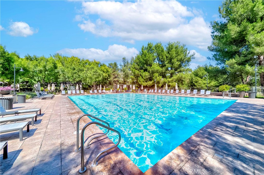 658305df 356b 48dd 9538 4aaa528dff78