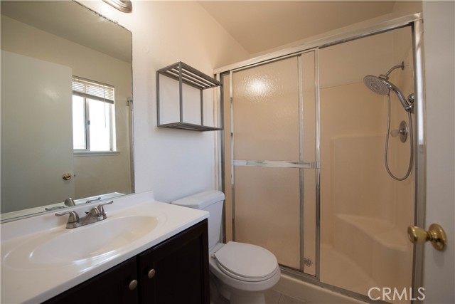 Detail Gallery Image 8 of 10 For 12212 Kiowa, Apple Valley,  CA 92308 - 2 Beds | 2 Baths