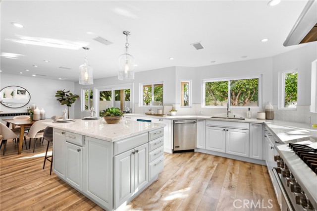 27 Palm Beach Court, Dana Point CA: https://media.crmls.org/medias/65832965-b4c2-4ac8-b114-727d47493e8e.jpg