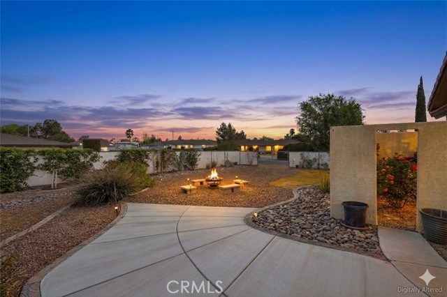 Detail Gallery Image 38 of 56 For 19985 Red Feather, Apple Valley,  CA 92307 - 3 Beds | 2/1 Baths