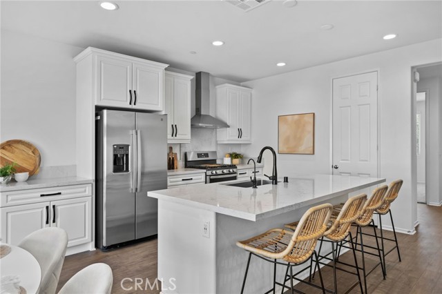 Detail Gallery Image 7 of 56 For 24085 Midvale Ct, Corona,  CA 92883 - 4 Beds | 3 Baths