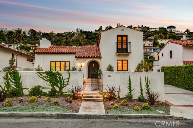 440 Via Media, Palos Verdes Estates, California 90274, 3 Bedrooms Bedrooms, ,2 BathroomsBathrooms,Residential,Sold,Via Media,PV21203152