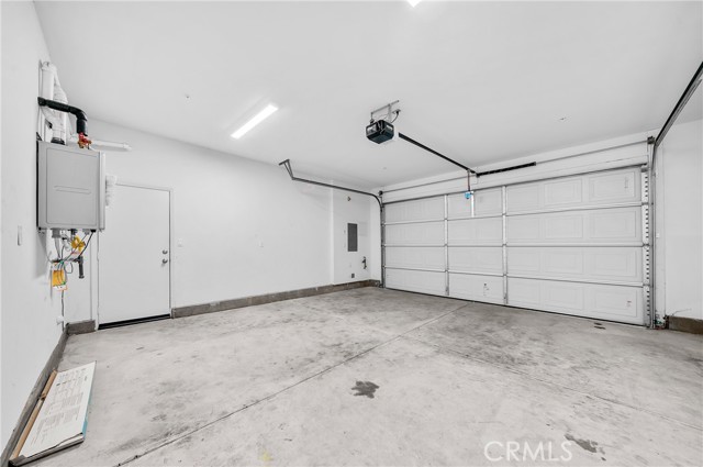 Detail Gallery Image 28 of 39 For 3476 Smith St, Jurupa Valley,  CA 92509 - 4 Beds | 2 Baths