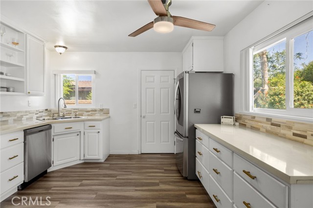 Detail Gallery Image 9 of 34 For 3160 David St, Riverside,  CA 92506 - 3 Beds | 1 Baths